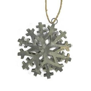 Article décoratif suspendu en fer avec finition argentée pour la décoration de la maison et d'autres décorations de Noël - Product Image 1