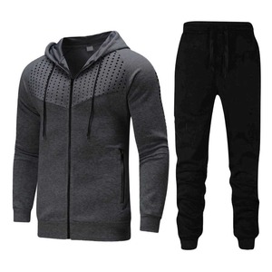 Trajes Deportivos de Entrenamiento para Hombre, Personalizados al por Mayor, Talla Grande, Poliéster/Algodón, Corte Ajustado, para Correr - Product Image 4