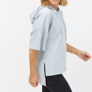 Camiseta Oversize Azul Claro para Mujer, Manga Corta, Logotipo Tejido, Transpirable, Corte Regular, Ropa Casual de Verano, 100% Algodón Orgánico - Product Image 3