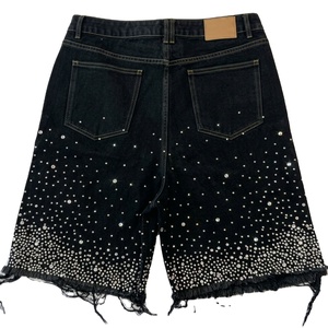 Shorts Vaqueros Personalizados de Alta Calidad con Pedrería, Acabado 100% Algodón, Duraderos, Transpirables y Cómodos para Uso Casual Unisex - Product Image 2