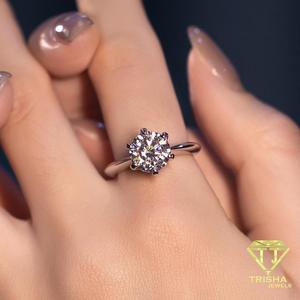 Bague de fiançailles solitaire en moissanite taille ronde VVS, en argent sterling 925, bijoux de mariage de luxe pour femme - Product Image 6