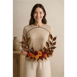 Couronne murale artisanale en fer forgé avec accents floraux oranges, style bohème rustique, décoration suspendue pour salon et hôtel - Product Image 1