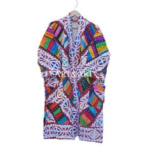 Kimono Corto Hecho a Mano con Diseño Floral Vintage, Acolchado, Suave, Elegante, con Cuello en V, para Invierno y Verano - Product Image 3