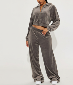 Ensemble survêtement femme personnalisé en coton biologique de haute qualité, sweat à capuche court zippé en molleton bouclette et pantalon de survêtement patchwork - Product Image 3