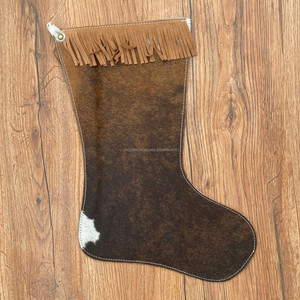 Pelo de calidad superior en cuero de vaca 16 pulgadas Medias de Navidad Medias de árbol de Navidad con flecos de cuero genuino de grano completo - Product Image 3