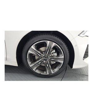 Kia K5 2022 avec moteur 1.6 Turbo, 16 961 km, conduite à gauche, boîte automatique, sièges en cuir, norme d'émission Euro V - Product Image 4