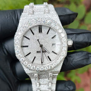 Wholesale Supply Luxury Diamond <b>Watch</b> for Women Elegant Stainless Steel Bracelet with Sparkling Crystal Dial Available For Sale - Product Image 1