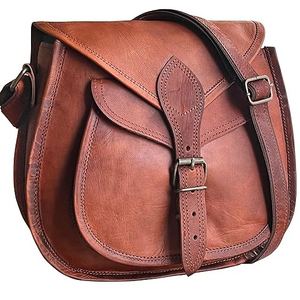 Sacs de selle de voyage robustes et compacts pour l'équitation, équipement de voyage confortable pour chevaux, rangement longue durée, équipement équestre. - Product Image 4