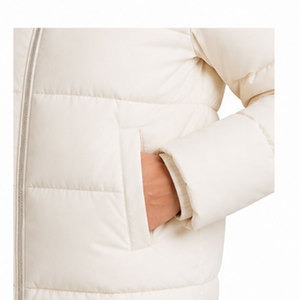 Parka Impermeable con Capucha para Mujer, Elegante y con Forro Polar Cómodo, Capucha Ajustable y Diseño Invernal de Largo Premium - Product Image 5