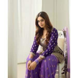 Beau haut-bas et ensemble Dupatta fantaisie pour femmes pour les fêtes - Product Image 3