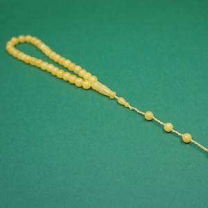 Collier élégant en perles de résine, bijou audacieux et accrocheur pour les amateurs de mode moderne, artisanat indien. - Product Image 1