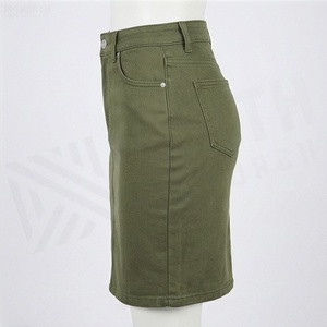 Jupe crayon en jean vert olive taille haute pour femme, longueur genou, style décontracté uni avec poches avant - Product Image 3