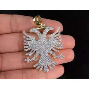 Collar con Colgante de Águila de Dos Cabezas en Plata de Ley con Diamantes Cultivados en Laboratorio, Estilo Hip Hop, Opciones de Baño de Oro y Rodio - Product Image 1