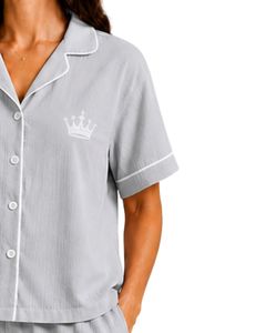 Ensemble de pyjama pour femmes personnalisé gris clair, manches courtes, boutonné, vêtements de nuit doux et respirants, vêtements de détente décontractés pour l'été - Product Image 5