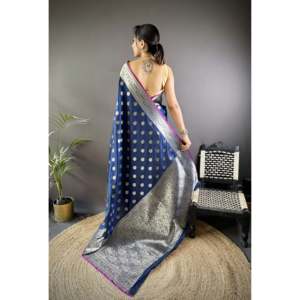 Sari de Seda Lichi Vaishali Banarasi - Sari Tradicional Tejido a Mano - Product Image 2
