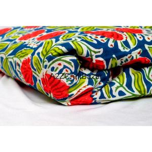 Chemin de table et rideau en tissu 100% coton pur, imprimé à la main, bio et de haute qualité, pour la maison et ensemble pyjama pour filles. - Product Image 2