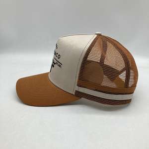 Gorra Trucker Personalizada al por Mayor de 5 Paneles con Corona Estructurada de Perfil Alto y Malla a Rayas, Gorras Trucker con 2 Rayas Laterales del País Australia - Product Image 1