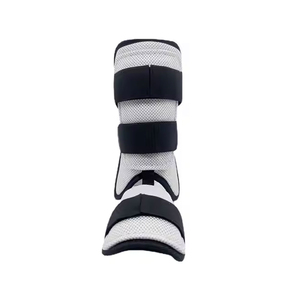 Protector de Pierna Ajustable de Gel a Espuma Rojo para Béisbol y Sóftbol, Transpirable y Acolchado para Entrenamiento - Product Image 2