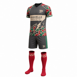 Tenues de football en polyester : Maillot et short de football personnalisés sublimés à col en V, faible MOQ |   Usine OEM antimicrobienne - Product Image 3