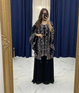 Ensemble haut brodé en faux georgette avec pantalon palazzo et shrug assorti, travail de sequins sur le devant et le dos, tenue de fête festive - Product Image 5