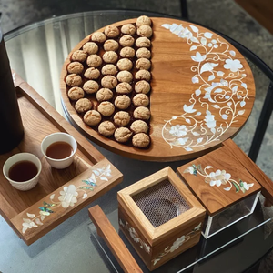 Ensemble de Bakhoor OpalAura avec incrustation de nacre, porte-encens artisanal en coquille irisée pour un style luxueux contemporain - Product Image 5