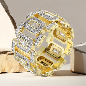 Anillo de cóctel geométrico vintage de plata 925 con baño de rodio, moissanita de corte esmeralda y engaste de garra, joyería de lujo unisex para compromiso - Product Image 4
