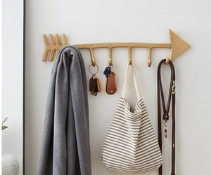 Gancho de Pared Metálico Premium Golden Arrow con Acabado Pulido Espejo y Diseño Elegante, Perfecto para Decoración del Hogar con Estilo - Product Image 5