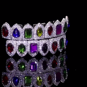 Grillz dentaire en forme de couronne avec moissanite colorée, grillz ouvert, serti de diamants, bordure glamour et étincelante - Product Image 6