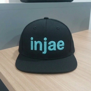 Casquettes de golf personnalisées OEM à 6 panneaux, broderie 3D, visière plate structurée, ODM, faible MOQ, usine de casquettes - Product Image 1