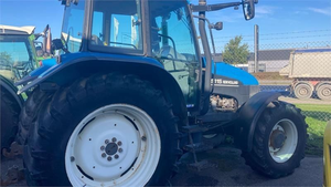 Tractor Agrícola New Holland TS115 - Product Image 2