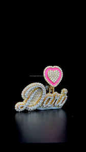 Joyería de Hip Hop para mujer, colgante de nombre cursivo personalizado de dos tonos, colgante Bling Iced Out VVS Moissanite Diamond Pink Esmalte Heart Bail Pendant - Product Image 3