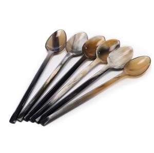 Tendances très demandées : Cuillères en corne naturelle, fourchettes en corne antique, travail du métal doré, ensemble de repas unique, artisanat traditionnel en corne - Product Image 1