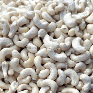 Mejor Precio en Nueces de Anacardo Crudas de Vietnam, Venta al por Mayor, Tostadas, WW180, Mejor Calidad, Libre de Impuestos - Product Image 1