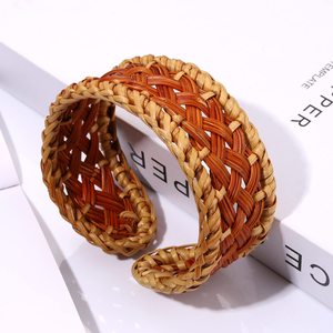 Pulseras de ratán tejidas de primera calidad para mujer, accesorios adorables, pulseras y brazaletes, joyería al por mayor - Product Image 5