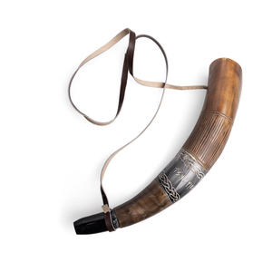 Cuerno Natural Ecológico Pulido para Beber Estilo Vikingo con Soporte de Cuero Feng Shui - Product Image 5