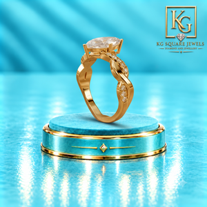 Anillo de Compromiso Atemporal con Diamante Cultivado en Laboratorio, Corte Marquesa, Diseño Solitario en Oro Amarillo de 14 Quilates para Mujer - Product Image 2