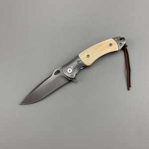 Couteau pliant d'extérieur fait main en acier Damas de haute qualité avec manche en bois, lame fixe de qualité industrielle, idéal pour le camping, OEM - Product Image 3