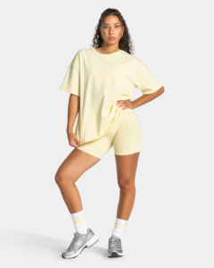 T-shirt pour femme à manches raglan, coupe oversize, épaules tombantes, 100% coton et élasthanne de haute qualité, avec impression de logo personnalisé - Product Image 3