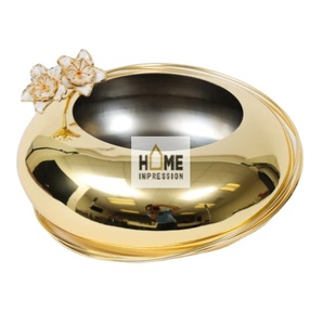 Vases de décoration florale pour centre de table de salon Nouveau design classique Vases à fleurs en métal doré à prix compétitif - Product Image 1