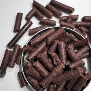 Combustible industrial de biomasa de anacardos 100% natural, pellets de cáscara blanda de bajo costo y renovable, de 3-8 mm, para quemar en fábricas. - Product Image 6