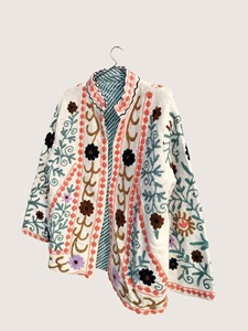 Cardigan en coton brodé floral bohème à manches longues grande taille pour femme – Vêtement d'extérieur décontracté pour le printemps - Product Image 1