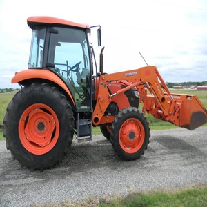 Tractores Kubota M7060 de 100HP, 4WD, Transmisión por Engranajes, Uso Agrícola, 1 Año de Garantía, Alta Productividad Digital, Monitoreo Remoto, En Venta - Product Image 2