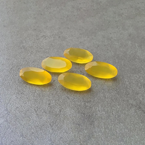 Calcedoine facettée de qualité AAA+ en forme ovale grande taille, pierre précieuse calibrée, effet optique étoilé, origine Rajasthan, pour la joaillerie - Product Image 2