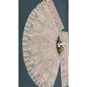 Hermoso Lehenga Choli Bordado para Bodas - Product Image 2