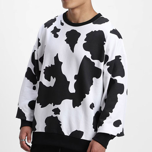 เสื้อสเวตเชิ้ตผู้ชายแบบซับลิเมชั่น คอวี ผ้าโพลีเอสเตอร์คอตตอน 360 กรัม ระบายอากาศ แห้งเร็ว เป็นมิตรกับสิ่งแวดล้อม โลโก้สั่งทำได้ วัสดุคุณภาพดี ลดราคาสุดพิเศษ - Product Image 4