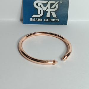 Bracelet manchette ouverte en cuivre poli, réglable, fait main, artisanat métallique, minimaliste, unisexe, bijoux en cuivre, vente en gros - Product Image 5