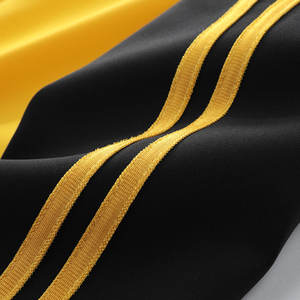 Conjuntos de Uniformes de Árbitro de Fútbol con Cuello Redondo y Diseño a Cuadros, 100% Poliéster, Sublimados, Corte Automatizado, Secado Rápido, Elásticos, Hechos a Medida para Entrenamiento - Product Image 5