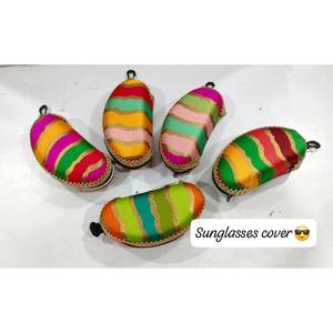 Étui à lunettes de soleil décoré magnifiquement avec un design traditionnel, idéal pour les mariages en extérieur, nouveauté très demandée, OEM 2026, vente en gros - Product Image 2