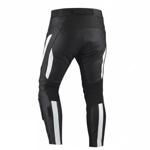 Pantalones de cuero para motociclistas con estilo para hombre, con ajuste flexible, múltiples bolsillos y diseño moderno para mayor comodidad. - Product Image 4