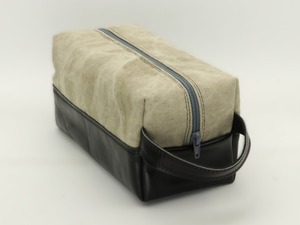Make Up Pouch <b>Case</b> Leather <b>Makeup</b> Cosmetic Bags Zipper Portable Waterproof for Bag <b>Makeup</b> Wholesale price Leather Cosmetic Bags - Product Image 1